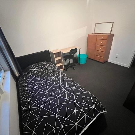 Single Room #1 Or #3 - Homestay Family Home - No Breakfast Hamilton Luaran gambar